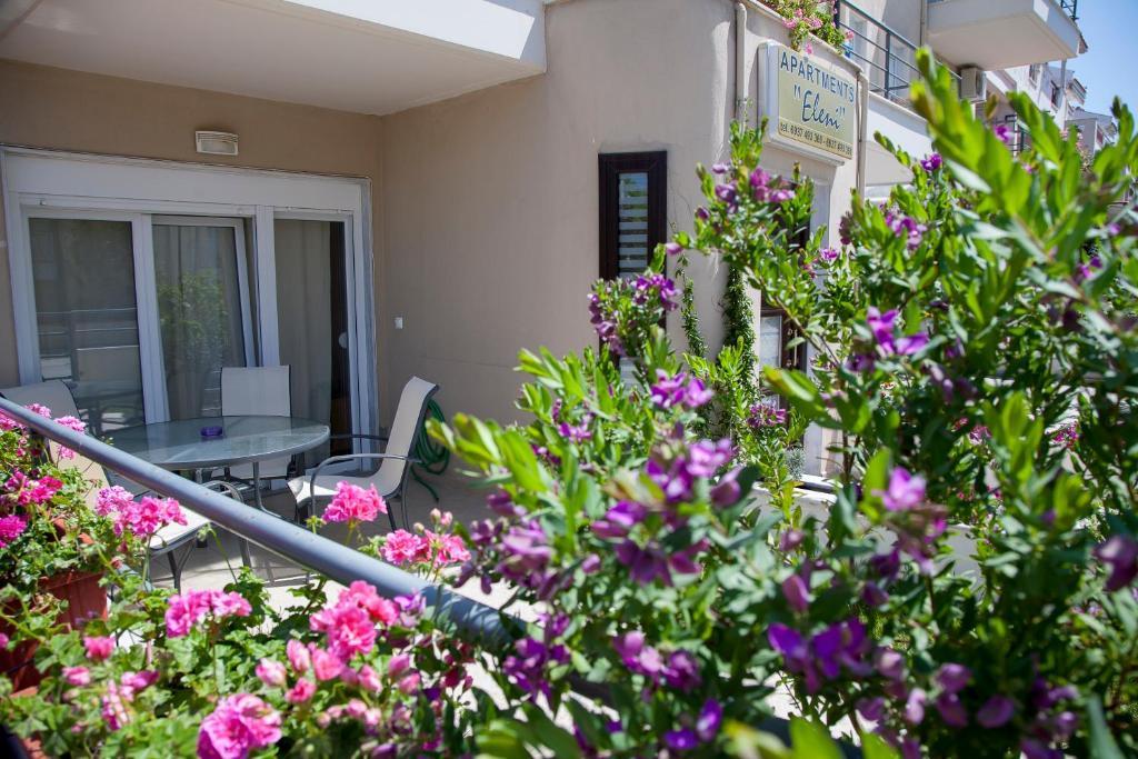Apartments Eleni 4 Seasons Hanioti Rum bild