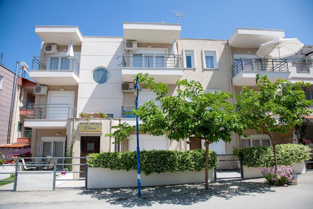 Apartments Eleni 4 Seasons Hanioti Rum bild